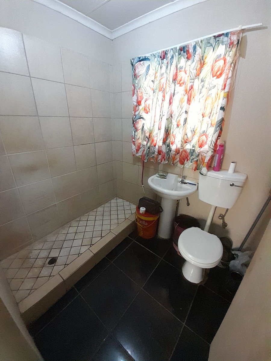 3 Bedroom Property for Sale in Lotus Gardens Gauteng