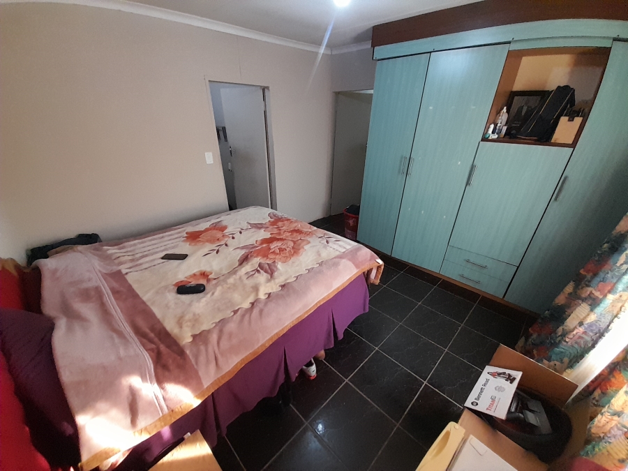 3 Bedroom Property for Sale in Lotus Gardens Gauteng