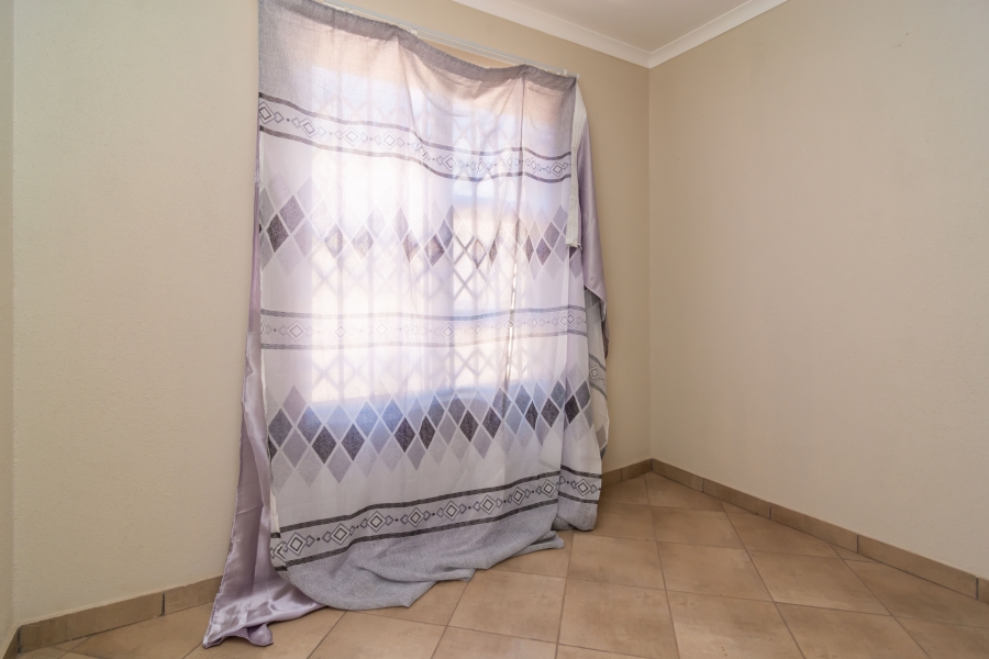 3 Bedroom Property for Sale in Wilfordon Gauteng