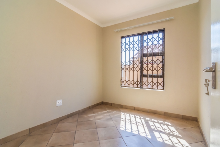 3 Bedroom Property for Sale in Wilfordon Gauteng