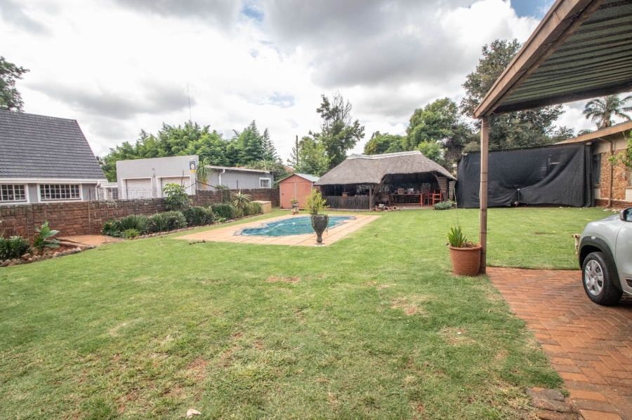 5 Bedroom Property for Sale in Norkem Park Gauteng