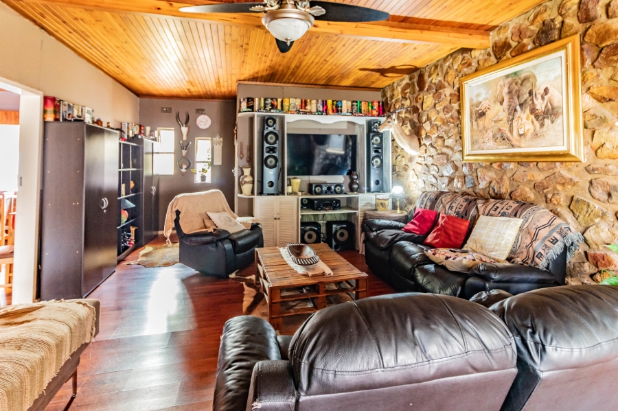 5 Bedroom Property for Sale in Norkem Park Gauteng