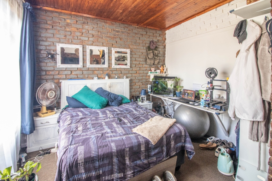 5 Bedroom Property for Sale in Norkem Park Gauteng