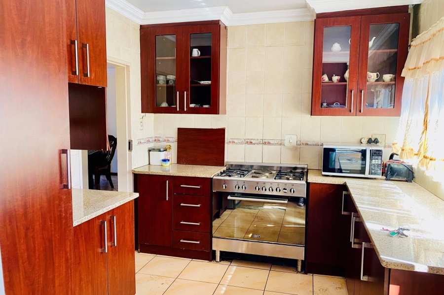 4 Bedroom Property for Sale in Booysens Gauteng