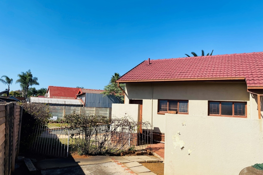 4 Bedroom Property for Sale in Booysens Gauteng
