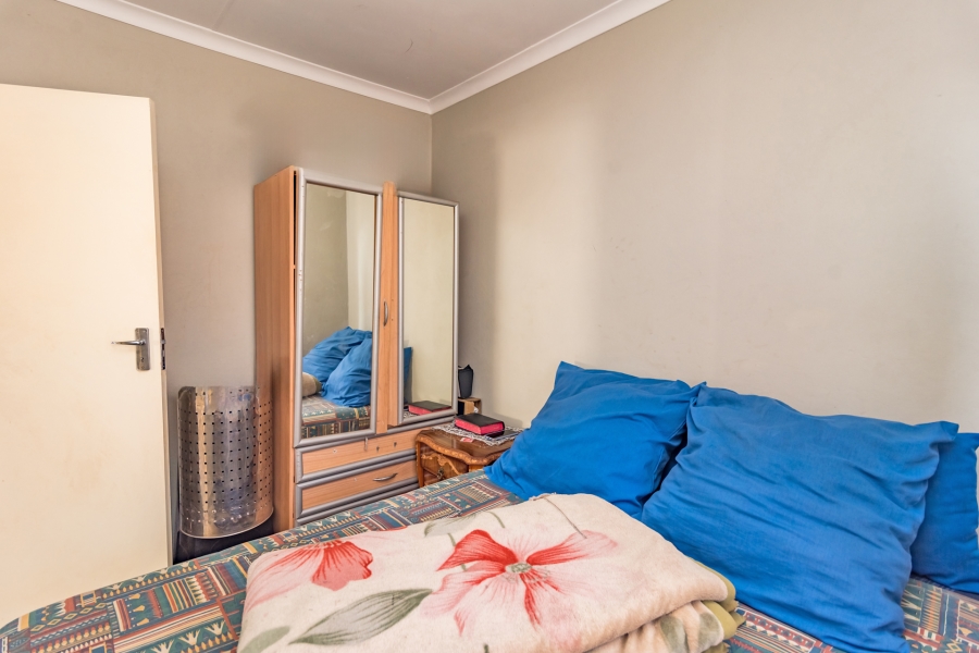 2 Bedroom Property for Sale in Protea Glen Gauteng