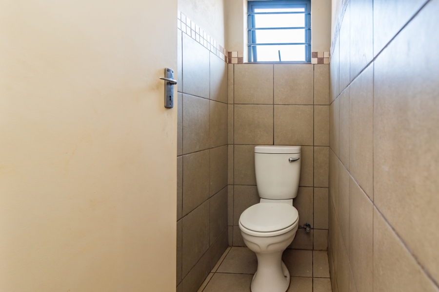 2 Bedroom Property for Sale in Protea Glen Gauteng