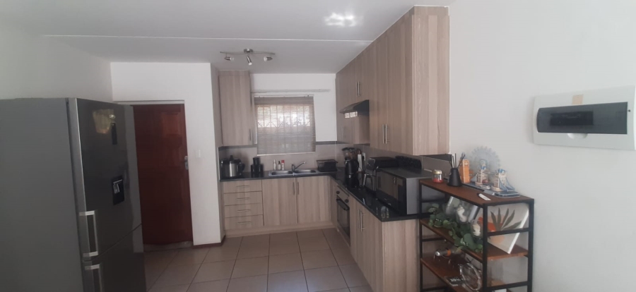 2 Bedroom Property for Sale in Theresa Park Gauteng