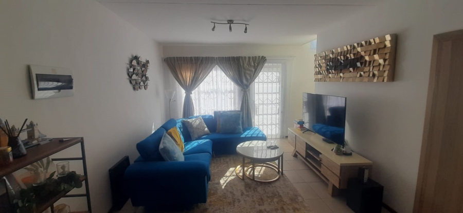 2 Bedroom Property for Sale in Theresa Park Gauteng