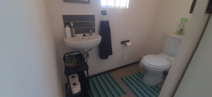 2 Bedroom Property for Sale in Theresa Park Gauteng