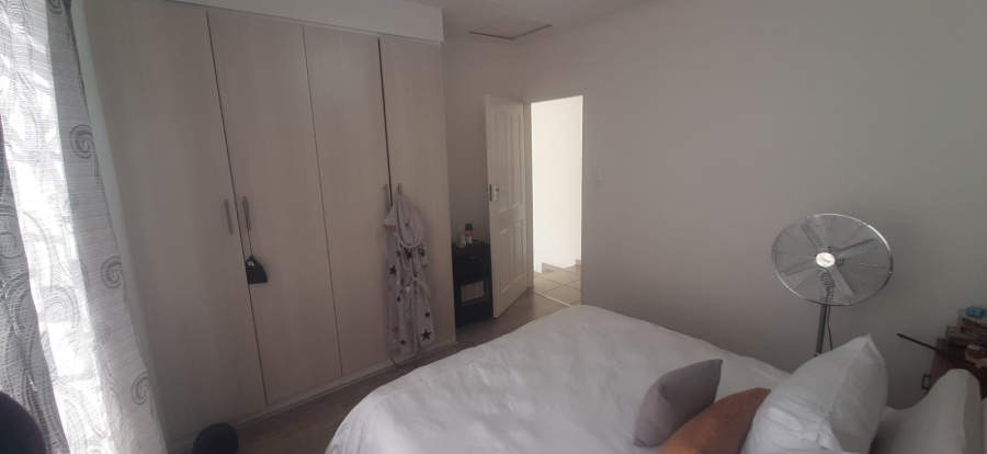 2 Bedroom Property for Sale in Theresa Park Gauteng