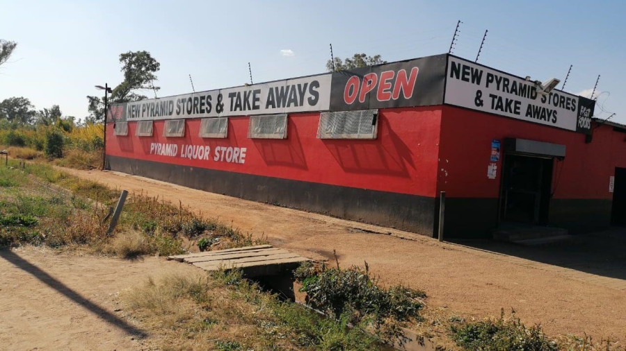 2 Bedroom Property for Sale in Pretoria North Gauteng