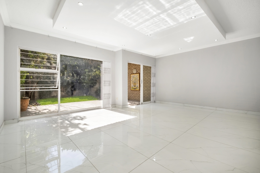 2 Bedroom Property for Sale in Morningside Gauteng