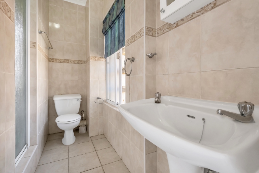 2 Bedroom Property for Sale in Morningside Gauteng