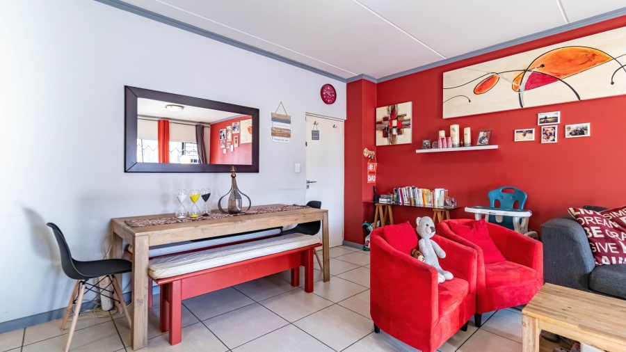 3 Bedroom Property for Sale in Greenstone Crest Gauteng