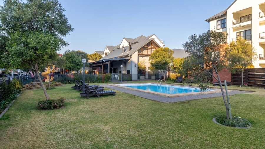 3 Bedroom Property for Sale in Greenstone Crest Gauteng
