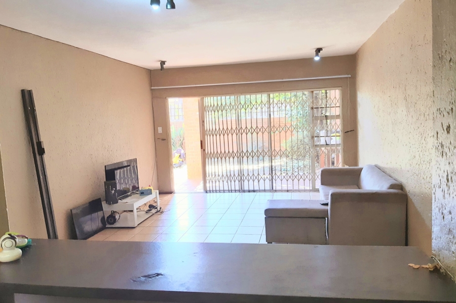 2 Bedroom Property for Sale in Windsor East Gauteng