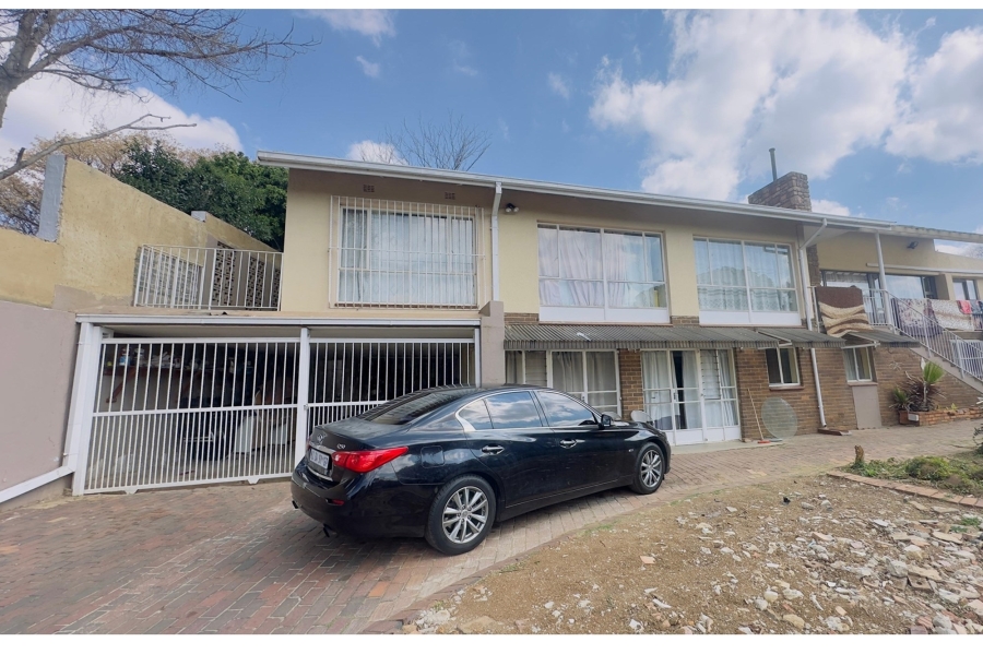 To Let 1 Bedroom Property for Rent in Mondeor Gauteng