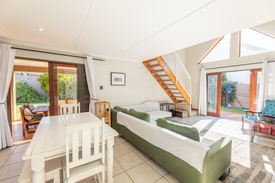 3 Bedroom Property for Sale in Broadacres Gauteng