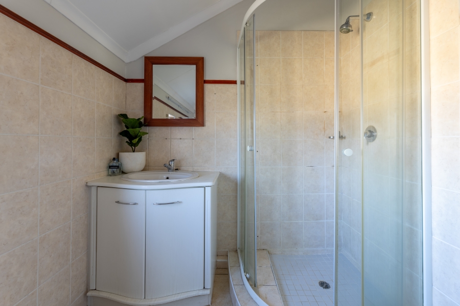 3 Bedroom Property for Sale in Broadacres Gauteng
