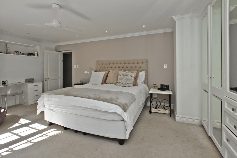 4 Bedroom Property for Sale in Atholl Gauteng