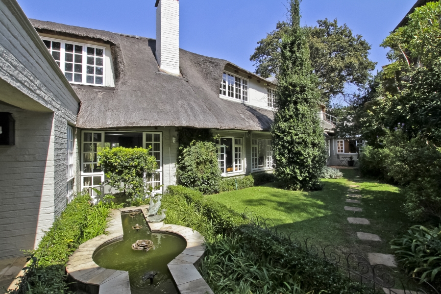 4 Bedroom Property for Sale in Atholl Gauteng