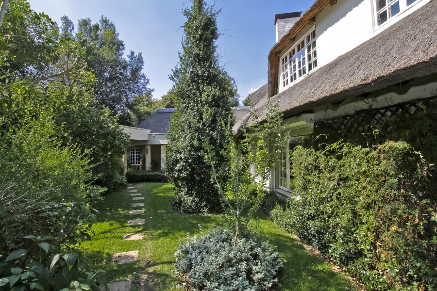 4 Bedroom Property for Sale in Atholl Gauteng
