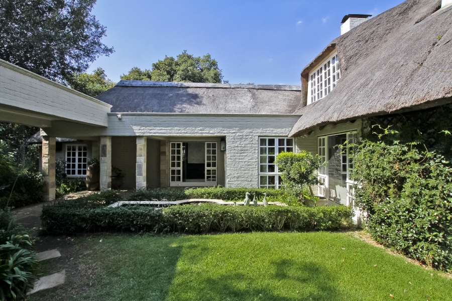 4 Bedroom Property for Sale in Atholl Gauteng