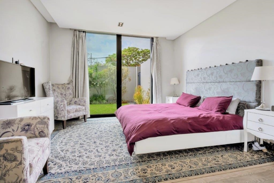 2 Bedroom Property for Sale in Dunkeld Gauteng
