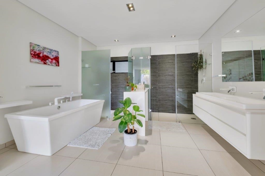 2 Bedroom Property for Sale in Dunkeld Gauteng