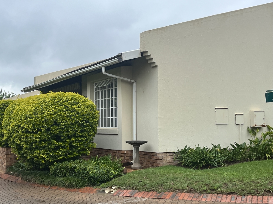 2 Bedroom Property for Sale in Magaliessig Gauteng