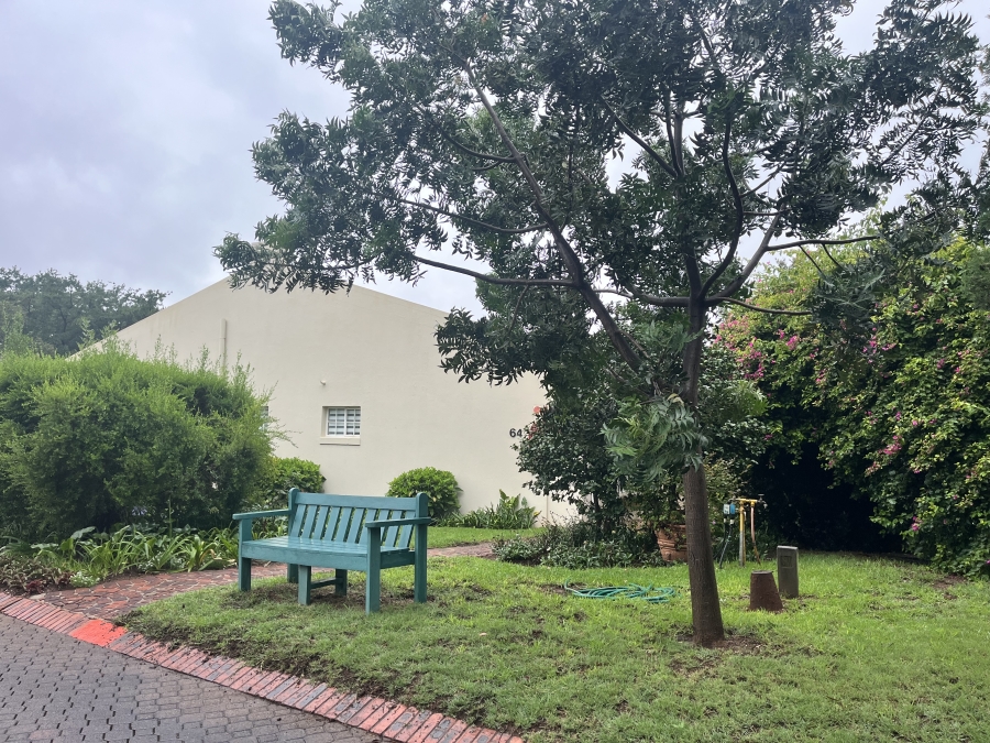 2 Bedroom Property for Sale in Magaliessig Gauteng