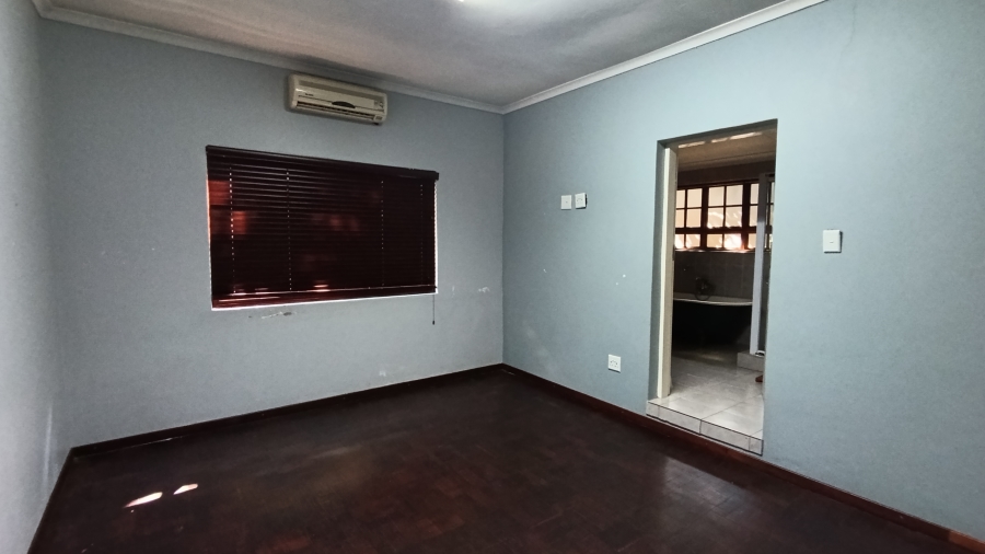 4 Bedroom Property for Sale in Riviera Gauteng