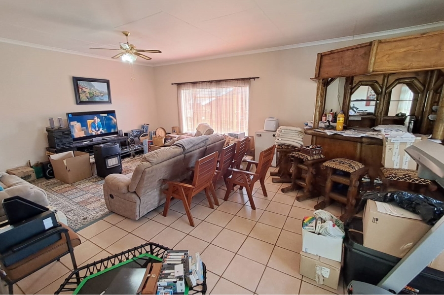 4 Bedroom Property for Sale in The Reeds Gauteng