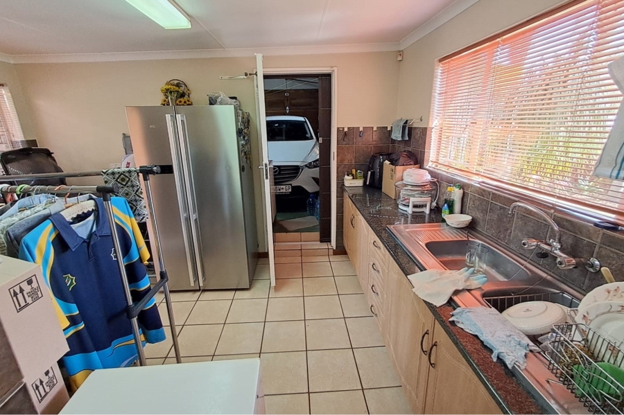 4 Bedroom Property for Sale in The Reeds Gauteng