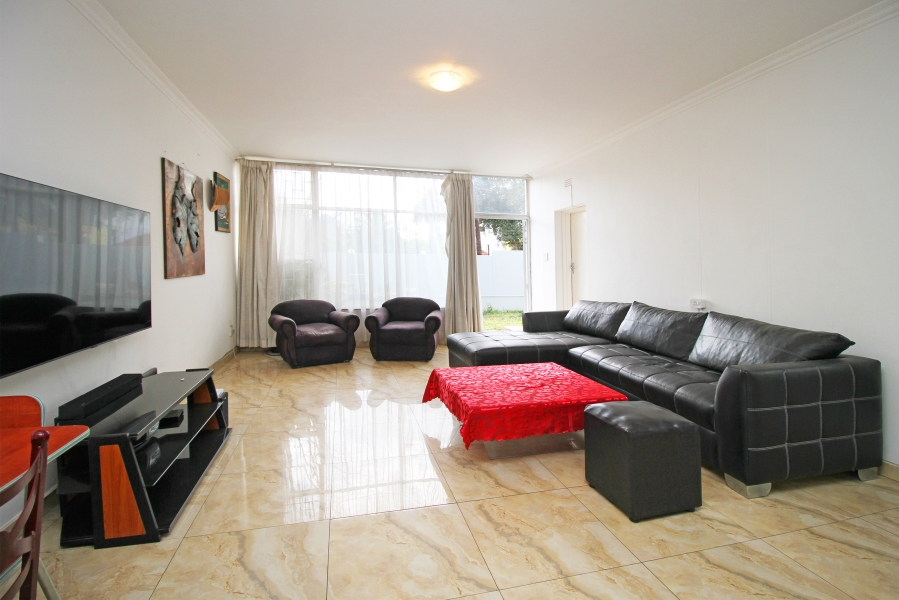 1 Bedroom Property for Sale in Orchards Gauteng