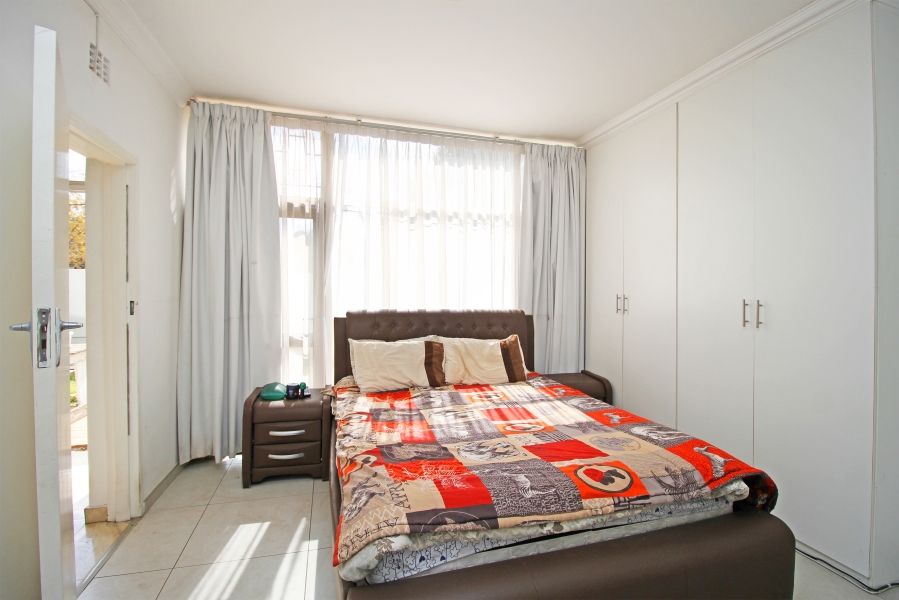 1 Bedroom Property for Sale in Orchards Gauteng