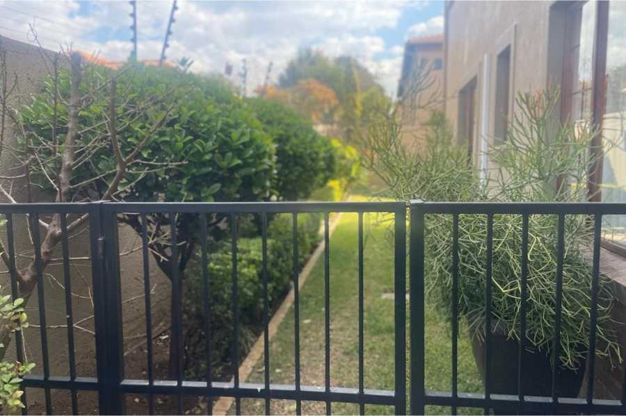 4 Bedroom Property for Sale in Noordwyk Gauteng