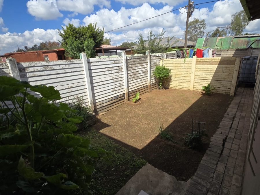 5 Bedroom Property for Sale in Vanderbijlpark Cw 6 Gauteng