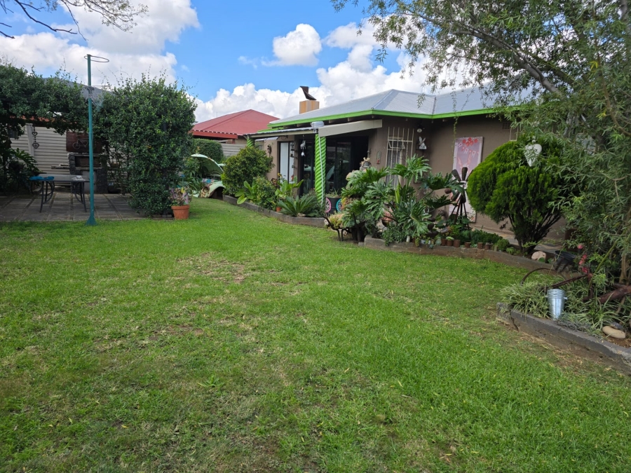 5 Bedroom Property for Sale in Vanderbijlpark Cw 6 Gauteng