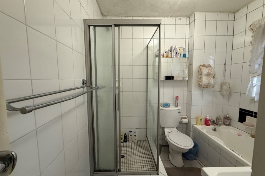 1 Bedroom Property for Sale in Morningside Ext 40 Gauteng