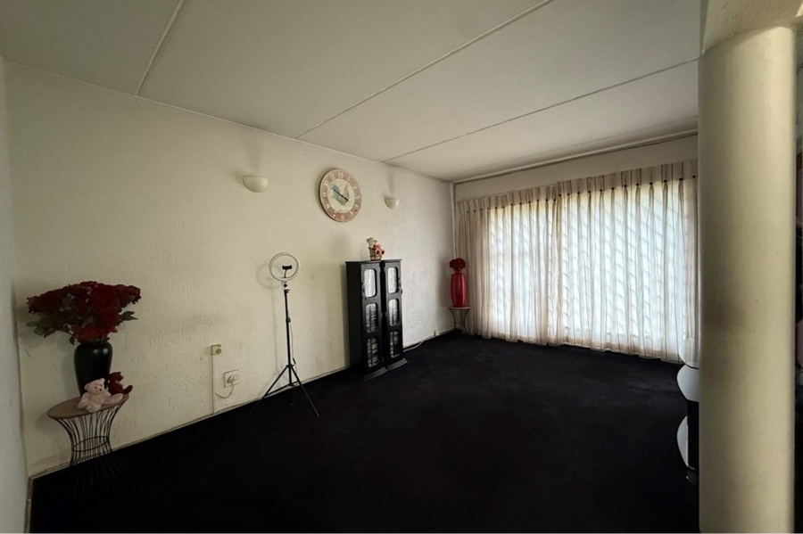 1 Bedroom Property for Sale in Morningside Ext 40 Gauteng