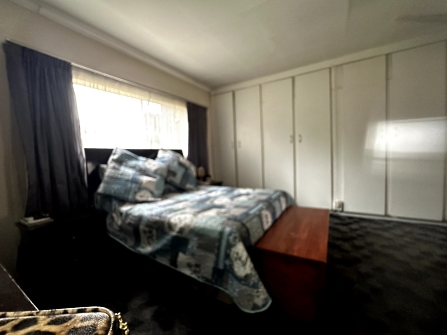 To Let 2 Bedroom Property for Rent in Dalview Gauteng