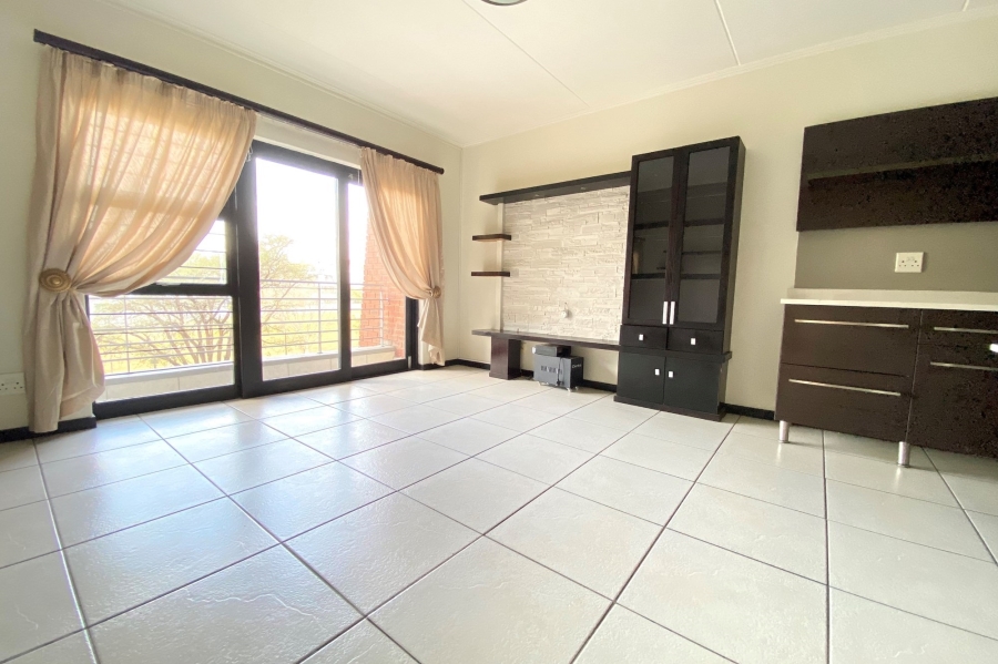 To Let 2 Bedroom Property for Rent in Greenstone Hill Gauteng