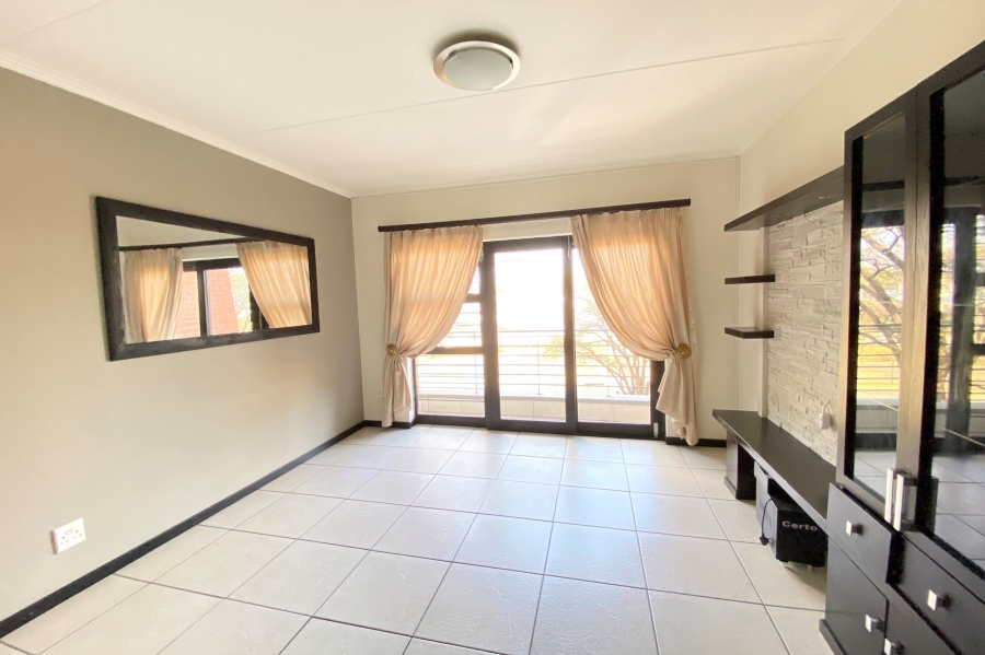 To Let 2 Bedroom Property for Rent in Greenstone Hill Gauteng