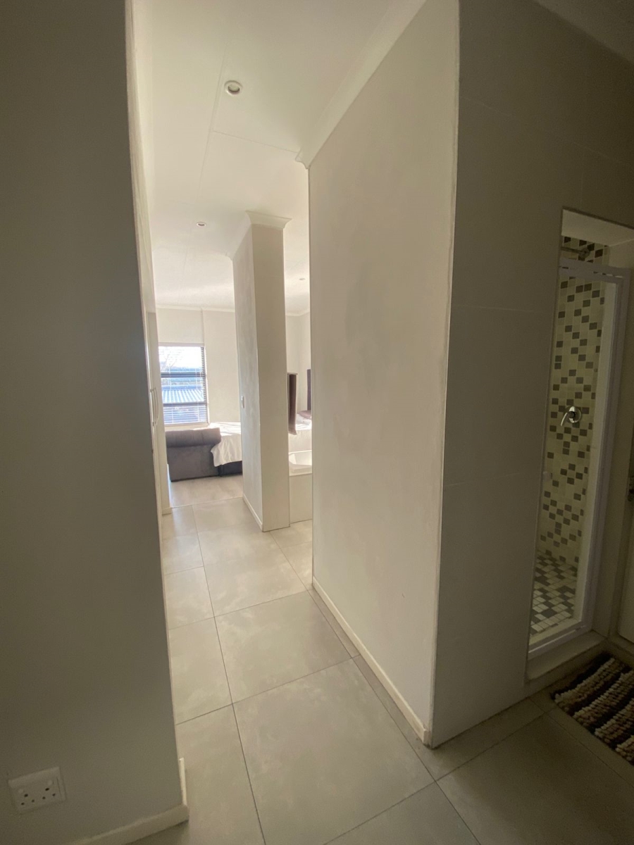 To Let 3 Bedroom Property for Rent in Edenvale Central Gauteng