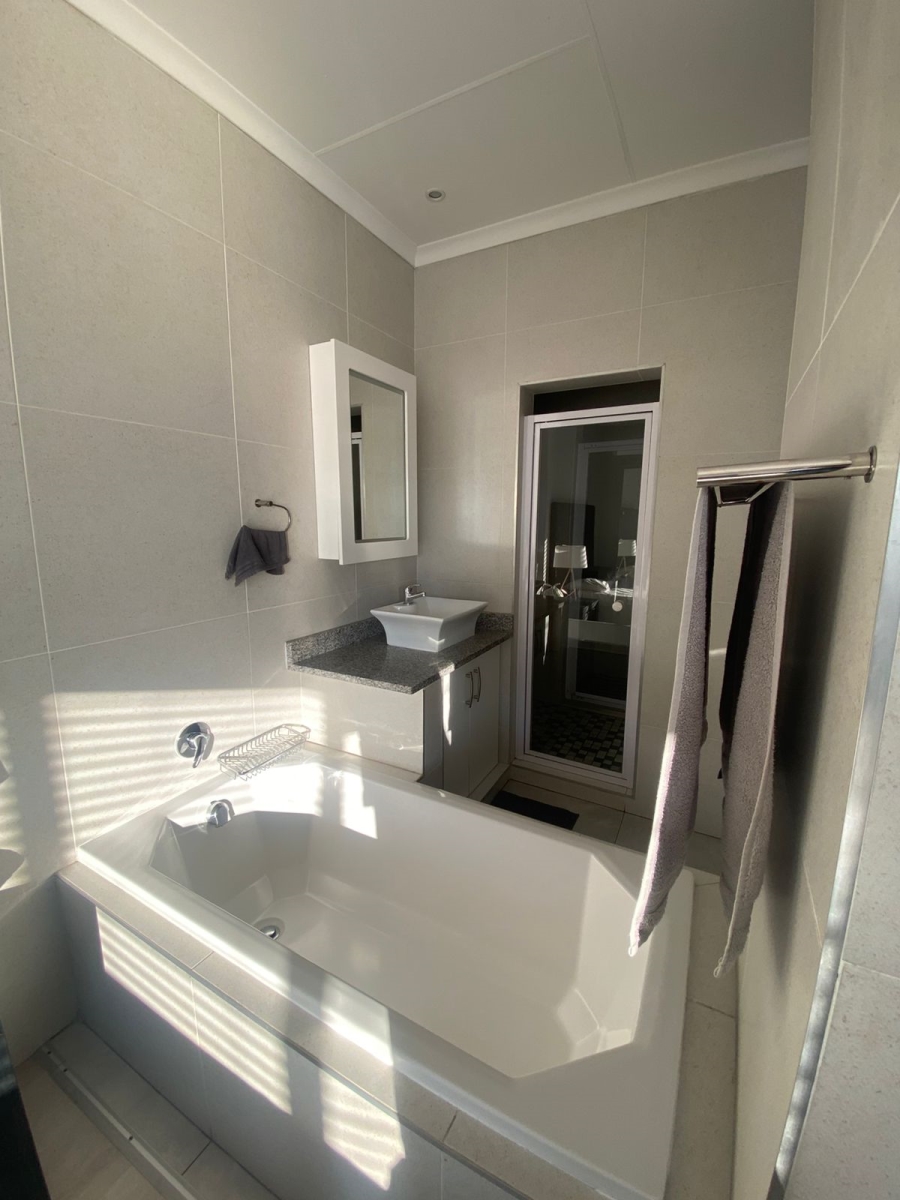 To Let 3 Bedroom Property for Rent in Edenvale Central Gauteng