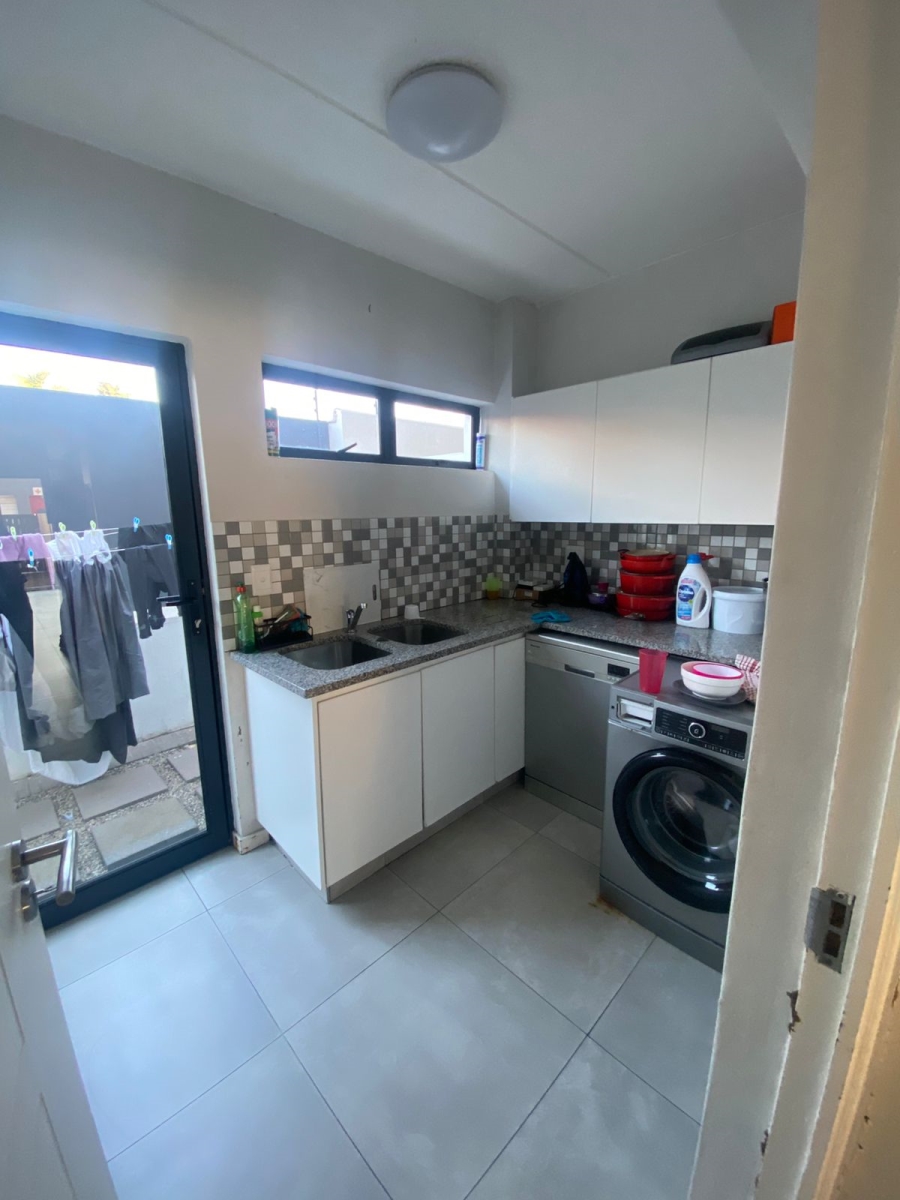 To Let 3 Bedroom Property for Rent in Edenvale Central Gauteng