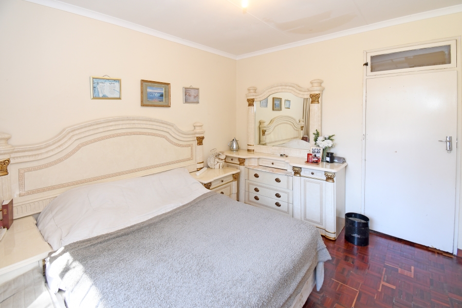 6 Bedroom Property for Sale in Bramley Gardens Gauteng