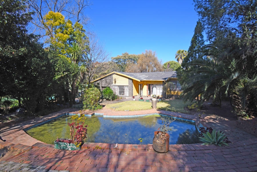 6 Bedroom Property for Sale in Bramley Gardens Gauteng